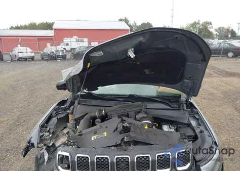 2023 Jeep Compass Latitude Lux Fwd from USA, damaged, VIN 3C4NJDFN6PT571535